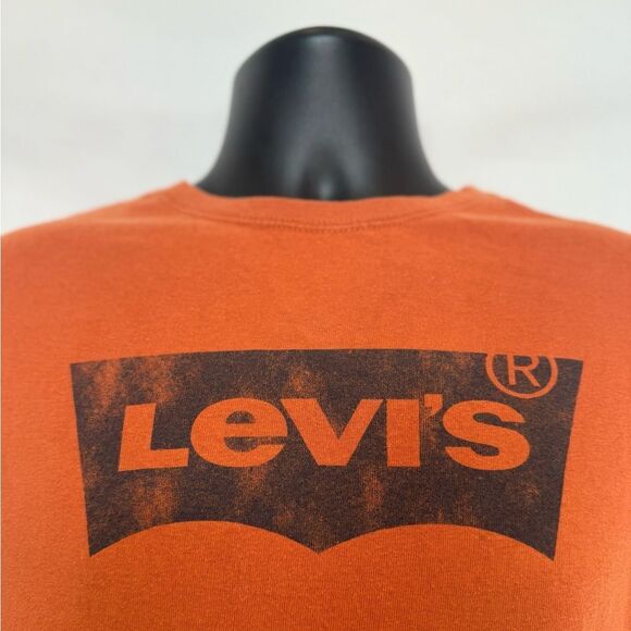 Vintage Levi’s Logo Tee - Picture 2 of 5